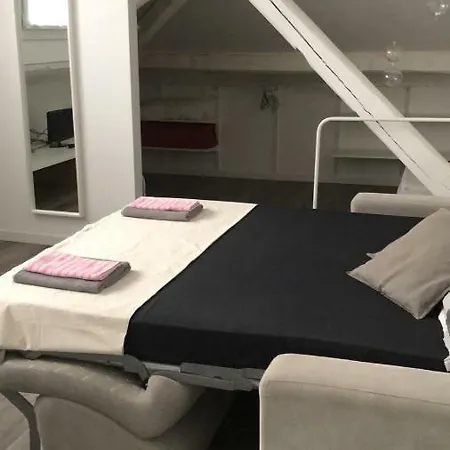 Spontini Loft Apartment